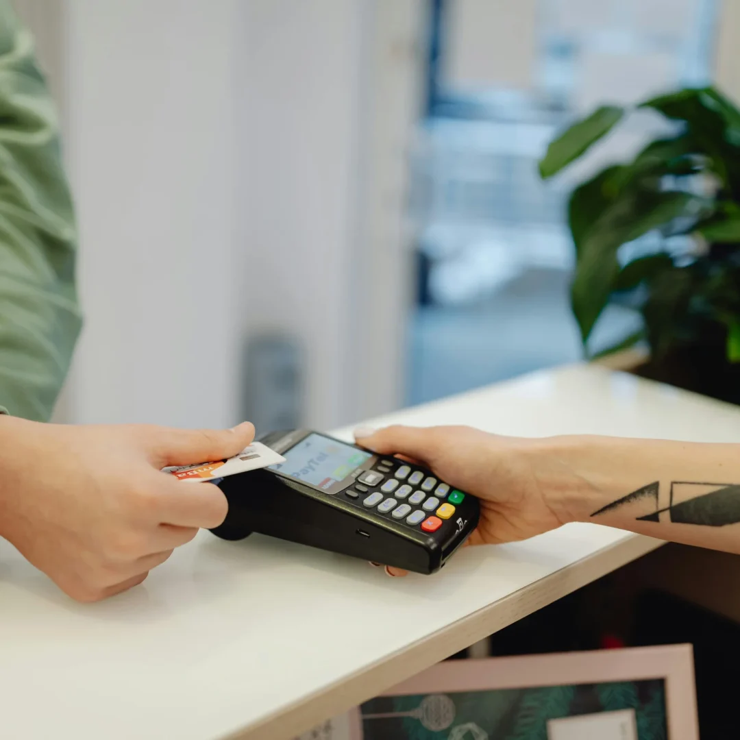 pexels-karola-g-6627897